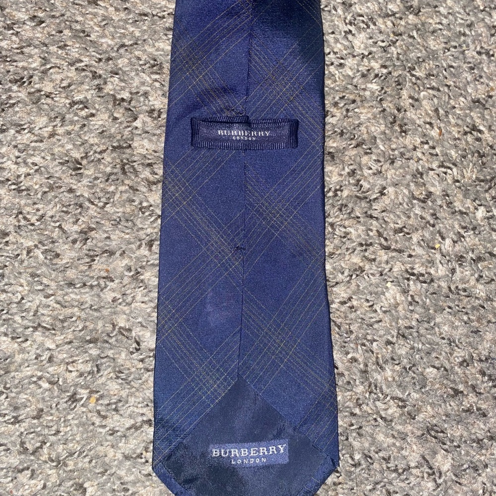 Burberry tie